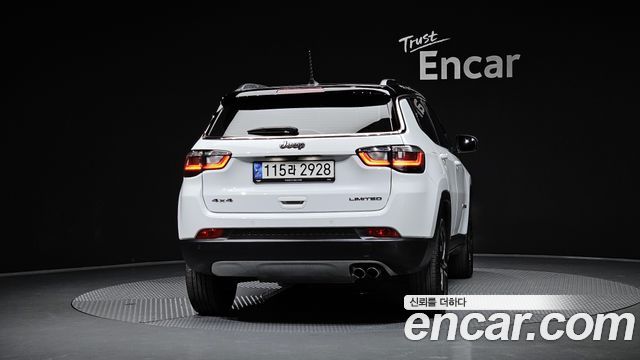 Jeep Compass (II) 2.4 Limitied AWD 2022 — фото 4