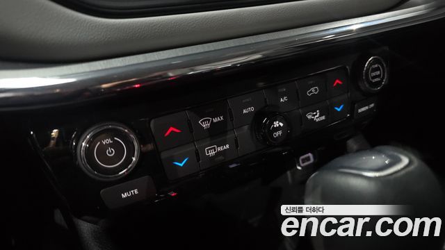 Jeep Compass (II) 2.4 Limitied AWD 2022 — фото 18