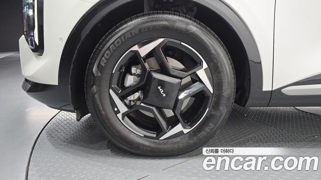 Kia Sportage (V) Gasoline 1.6 Turbo 2WD Signature 2026 — фото 5