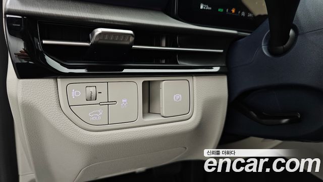 Kia Sportage (V) Gasoline 1.6 Turbo 2WD Signature 2026 — фото 23