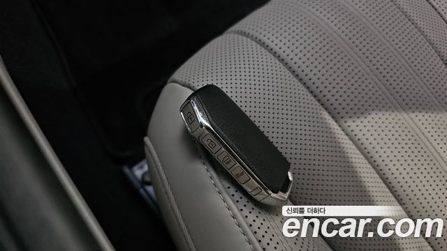 Kia K8 Hybrid Signature 2022 — фото 17