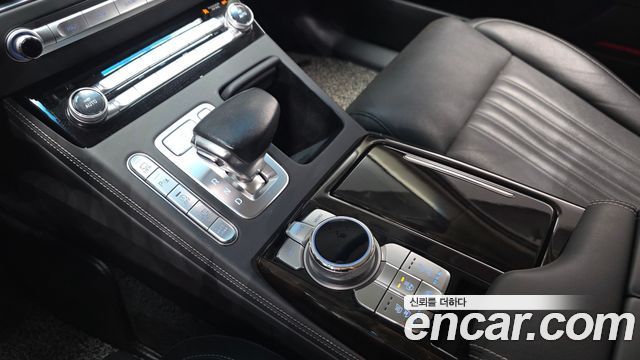 Genesis G90 3.8 AWD Luxury 2019 — фото 9