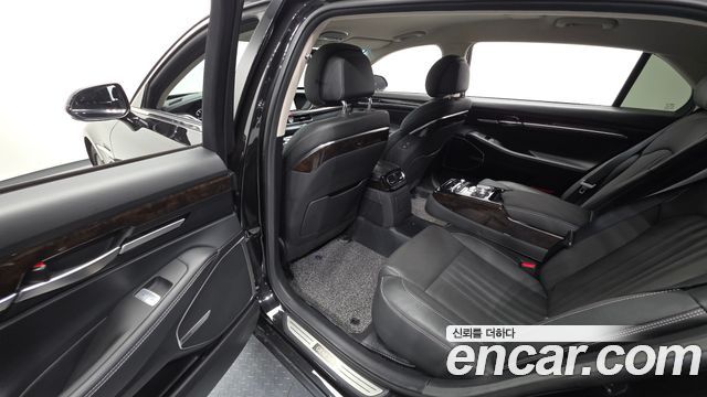 Genesis G90 3.8 AWD Luxury 2019 — фото 12