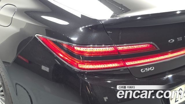 Genesis G90 3.8 AWD Luxury 2019 — фото 23