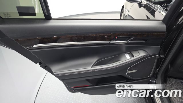 Genesis G90 3.8 AWD Luxury 2019 — фото 25