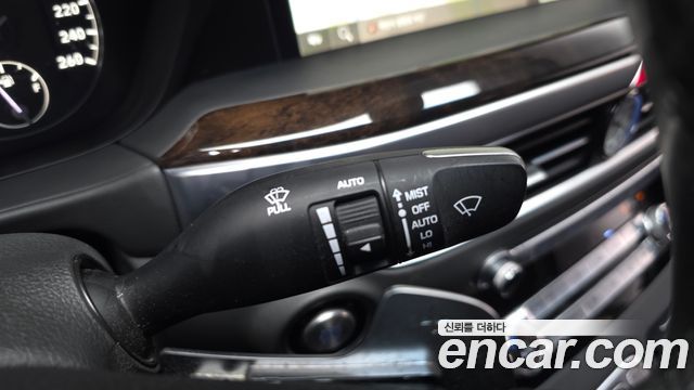 Genesis G90 3.8 AWD Luxury 2019 — фото 27