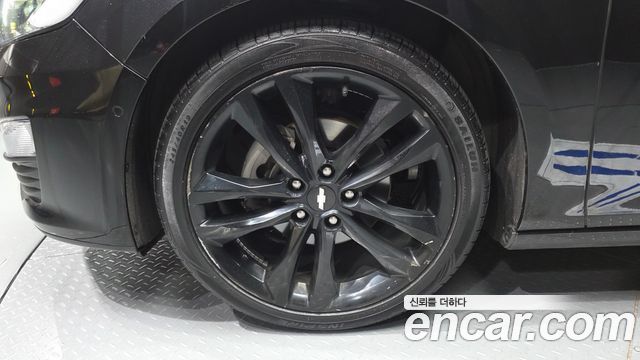 Chevrolet Malibu 2.0 Turbo Perfect Black 2019 — фото 5