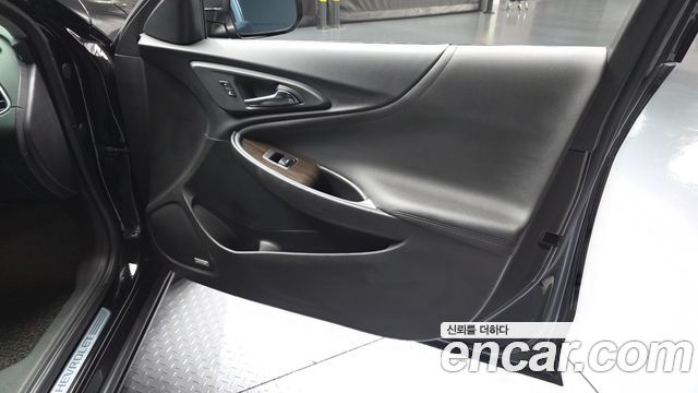 Chevrolet Malibu 2.0 Turbo Perfect Black 2019 — фото 24