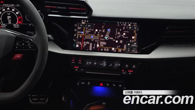 Audi RS3 (8Y) 2.5 TFSI Quattro 2025 — фото 15