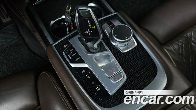 BMW 7 Series (G11) 745Le iPerformance M Sport 2020 — фото 9