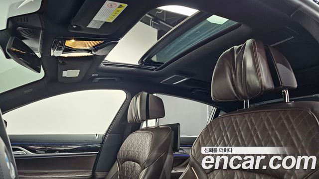 BMW 7 Series (G11) 745Le iPerformance M Sport 2020 — фото 19