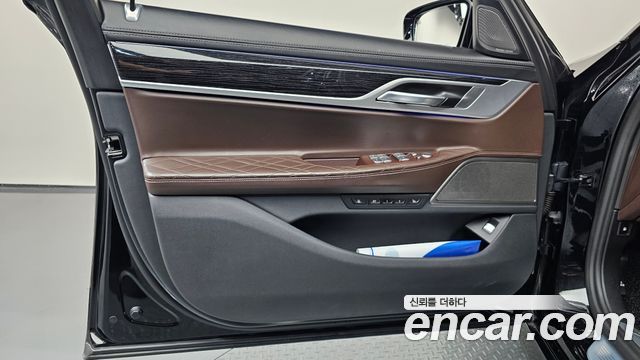 BMW 7 Series (G11) 745Le iPerformance M Sport 2020 — фото 24