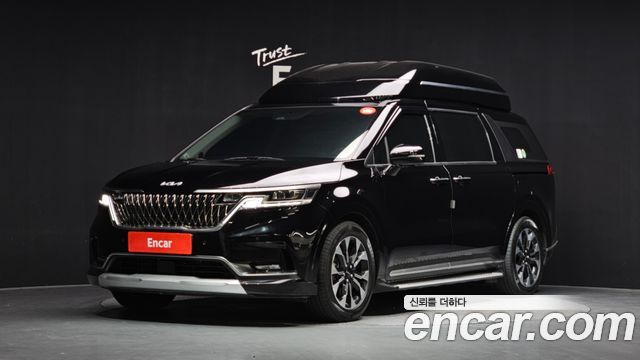 Kia Carnival (IV) Gasoline 4-Seater Hi-Limousine Signature 2023 — фото 1