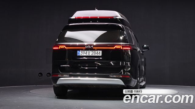 Kia Carnival (IV) Gasoline 4-Seater Hi-Limousine Signature 2023 — фото 4