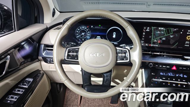 Kia Carnival (IV) Gasoline 4-Seater Hi-Limousine Signature 2023 — фото 13
