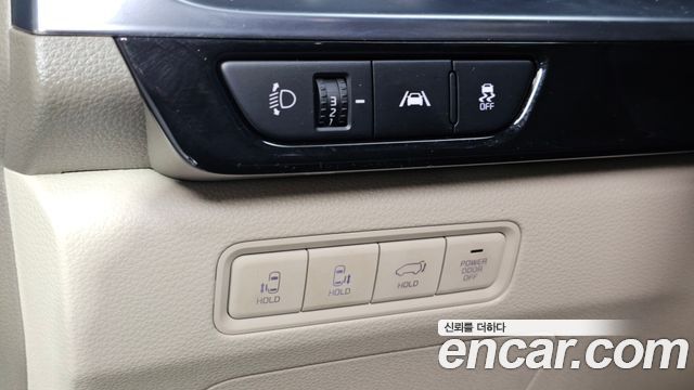 Kia Carnival (IV) Gasoline 4-Seater Hi-Limousine Signature 2023 — фото 18