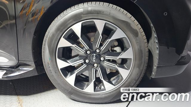 Kia Carnival (IV) Gasoline 4-Seater Hi-Limousine Signature 2023 — фото 21