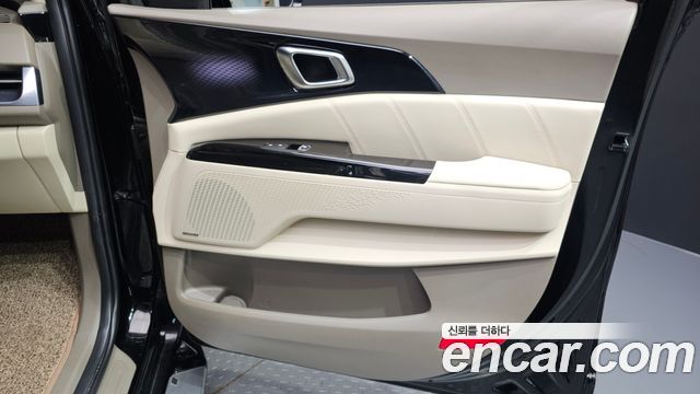Kia Carnival (IV) Gasoline 4-Seater Hi-Limousine Signature 2023 — фото 25