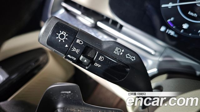 Kia Carnival (IV) Gasoline 4-Seater Hi-Limousine Signature 2023 — фото 29
