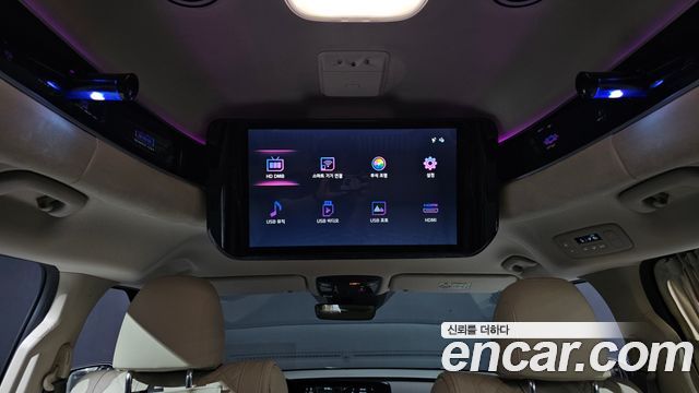 Kia Carnival (IV) Gasoline 4-Seater Hi-Limousine Signature 2023 — фото 33