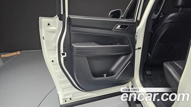 KG Mobility (SsangYong) Rexton Sports Khan Diesel 2.2 4WD Prestige 2021 — фото 25