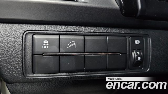 KG Mobility (SsangYong) Rexton Sports Khan Diesel 2.2 4WD Prestige 2021 — фото 31