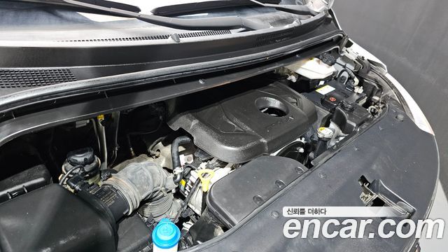 Hyundai Grand Starex Van 5-Seater Modern 2021 — фото 6