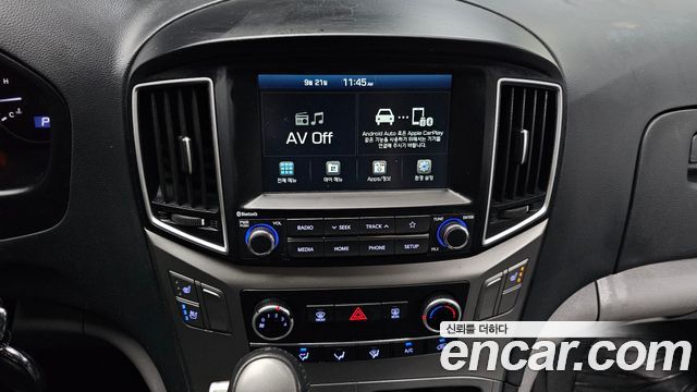 Hyundai Grand Starex Van 5-Seater Modern 2021 — фото 13
