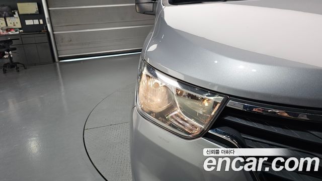 Hyundai Grand Starex Van 5-Seater Modern 2021 — фото 22