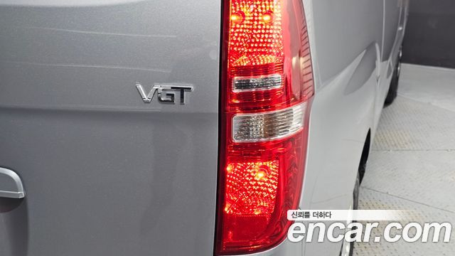 Hyundai Grand Starex Van 5-Seater Modern 2021 — фото 23