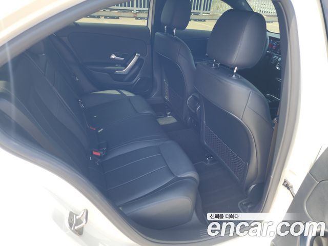 Mercedes-Benz A-Class (W177) A220 Sedan 2024 — фото 17