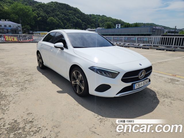 Mercedes-Benz A-Class (W177) A220 Sedan 2024 — фото 23