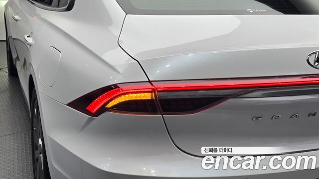 Hyundai Grandeur Hybrid (IG) Calligraphy 2020 — фото 23