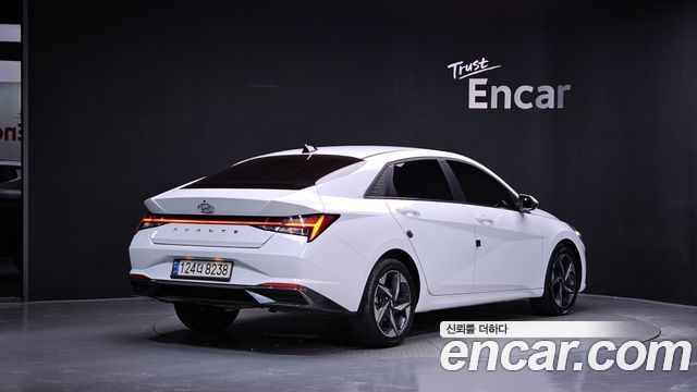 Hyundai Avante (CN7) 1.6 Inspiration 2021 — фото 2