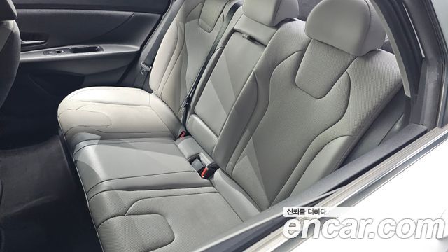 Hyundai Avante (CN7) 1.6 Inspiration 2021 — фото 32