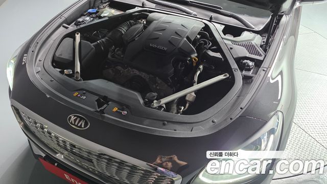 Kia K9 3.8 GDI Platinum 2021 — фото 6