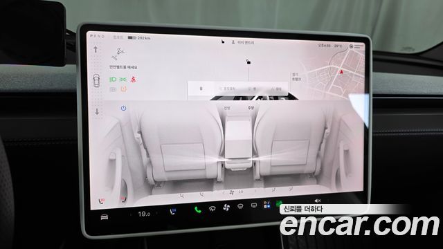 Tesla Model Y Long Range AWD 2025 — фото 36