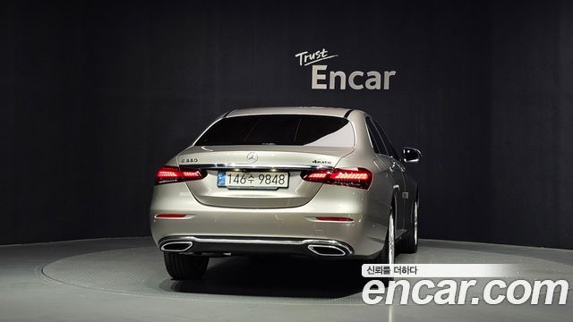 Mercedes-Benz E-Class (W213) E250 Exclusive 2021 — фото 4