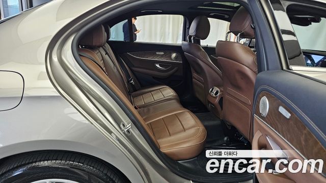 Mercedes-Benz E-Class (W213) E250 Exclusive 2021 — фото 11