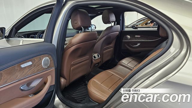 Mercedes-Benz E-Class (W213) E250 Exclusive 2021 — фото 12