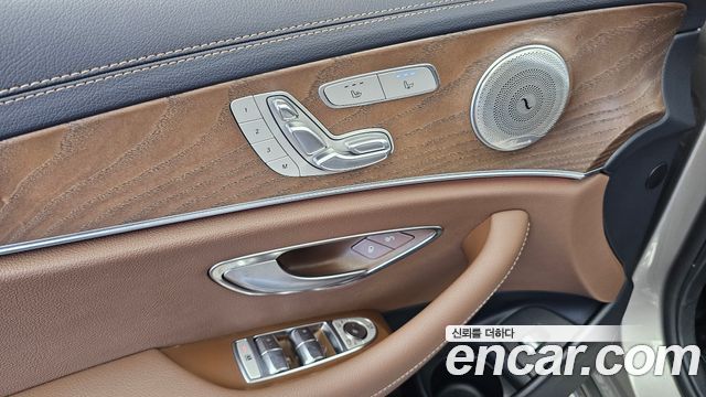 Mercedes-Benz E-Class (W213) E250 Exclusive 2021 — фото 30