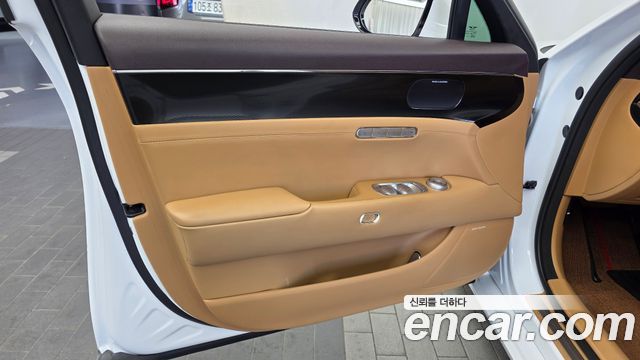 Genesis G90 (RS4) Gasoline 3.5 Turbo 2WD 2022 — фото 24