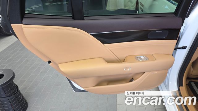Genesis G90 (RS4) Gasoline 3.5 Turbo 2WD 2022 — фото 25