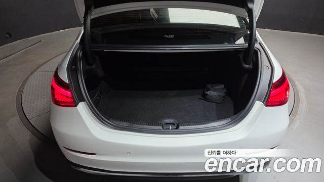 Mercedes-Benz C-Class (W206) C300 4MATIC Avantgarde 2024 — фото 29