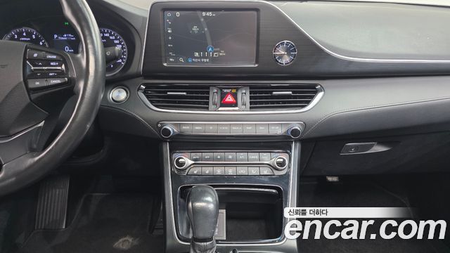 Hyundai Grandeur (IG) 3.0 Modren Basic (Rental car) 2019 — фото 16