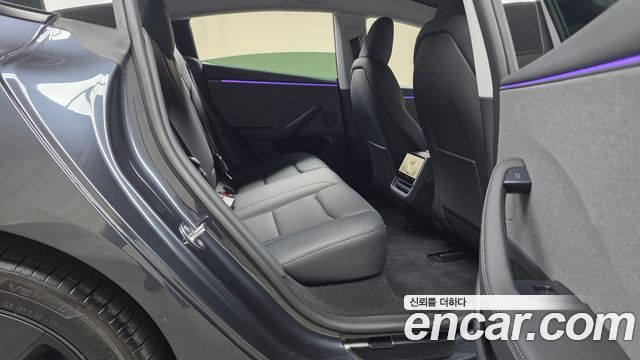 Tesla Model 3 RWD 2025 — фото 11