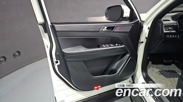 KG Mobility (SsangYong) Rexton Sports Diesel 2.2 4WD Prestige 2022 — фото 30