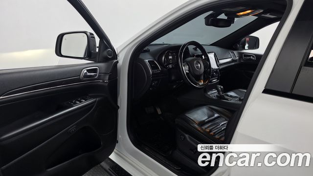 Jeep Grand Cherokee 3.6 Limited-X WK2 2020 — фото 10