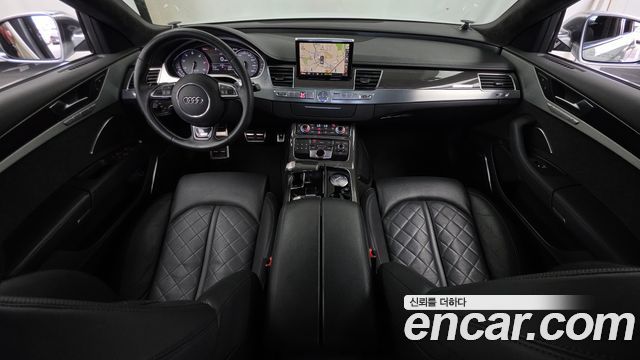 Audi S8 4.0 TFSI quattro D4 2014 — фото 7
