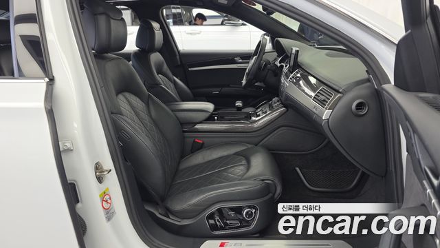 Audi S8 4.0 TFSI quattro D4 2014 — фото 11